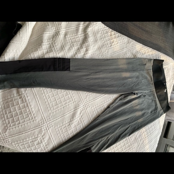 Adidas leggings, army green, black mesh bottom - Picture 1 of 1